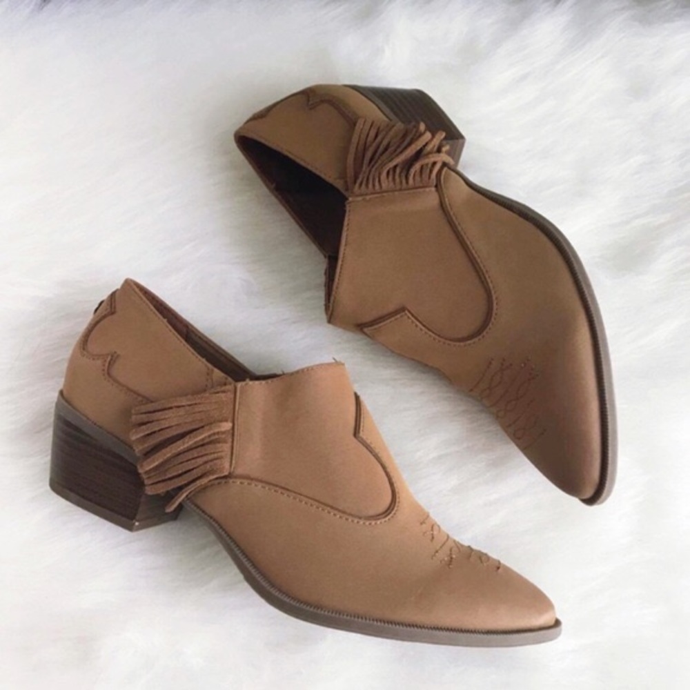 Hermosa Western Booties NEW